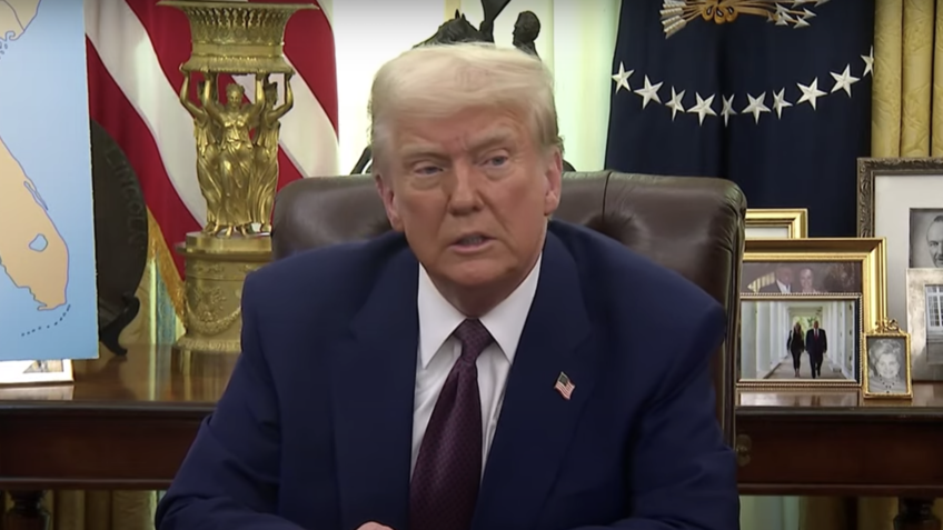 Impacto no Mercado Financeiro: Trump Ameaça Tarifas de 100% ao BRICS